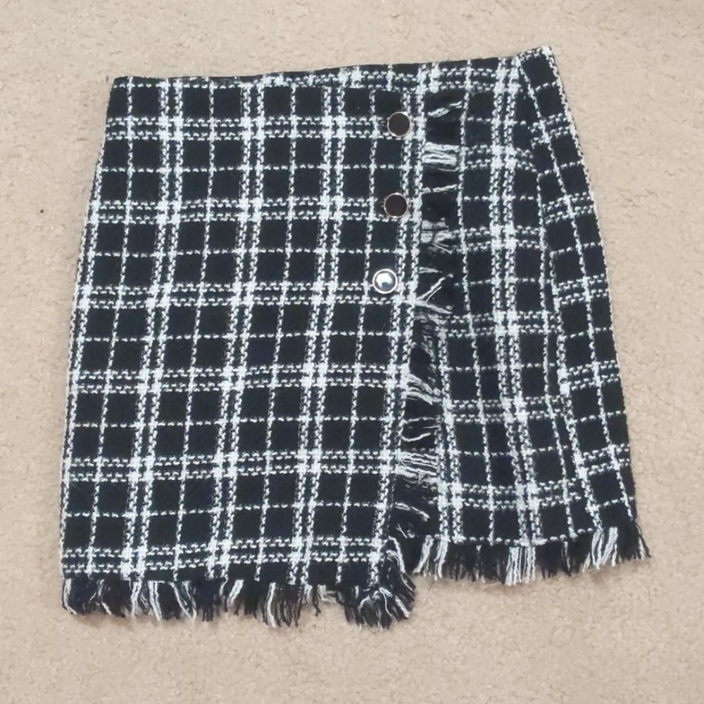 Tweed material, Wrap skirt. Worn once!